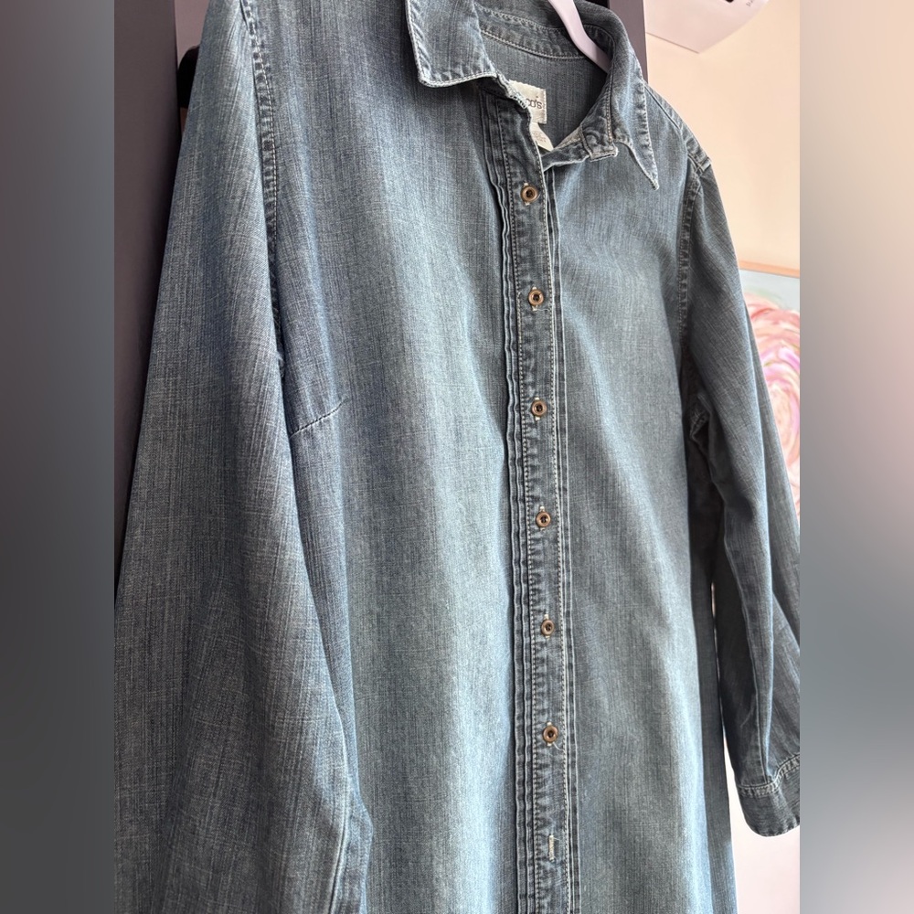 Chico’s denim Top tunic or dress with pleated front detailing Sz L washed denim - Picture 3 of 12